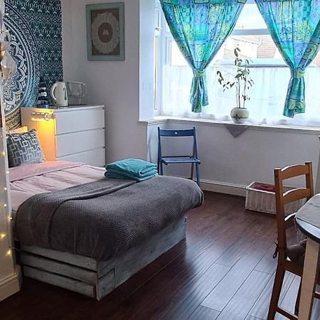 Seaside Double Room Пул Екстериор снимка