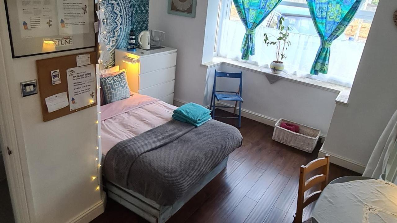 Seaside Double Room Пул Екстериор снимка